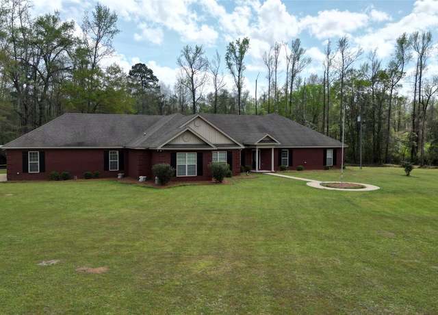 Property at 6157 Highway 143, Deatsville, AL 36022, 5 beds, 4.5 baths