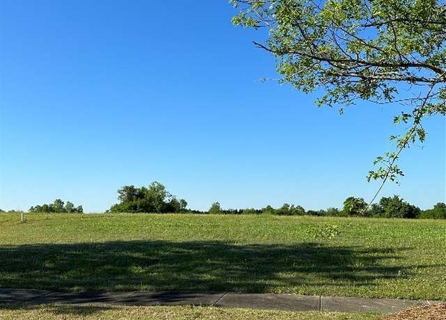 Property at 3942 Turning Leaf Ln, Montgomery, AL 36116