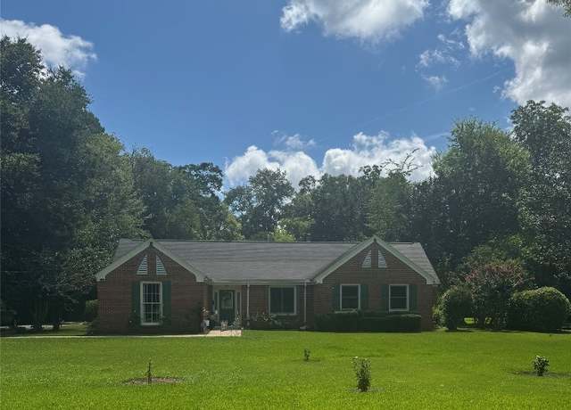 Property at 3549 Audubon Rd, Montgomery, AL 36111, 4 beds, 2.5 baths
