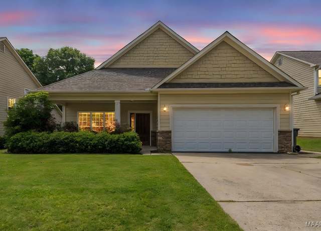 Property at 286 Nottingham Dr, Calera, AL 35040, 3 beds, 2 baths