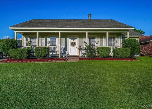 Property at 1825 W Astrid Pl, Montgomery, AL 36117, 3 beds, 2 baths