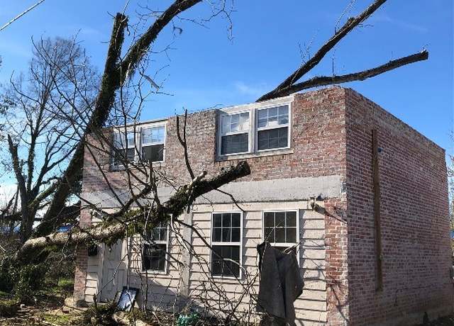Property at 800 Young St, Selma, AL 36701