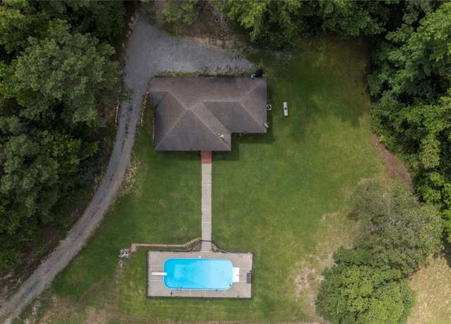Property at 215 Hunters Rd, Eclectic, AL 36024, 3 beds, 2 baths