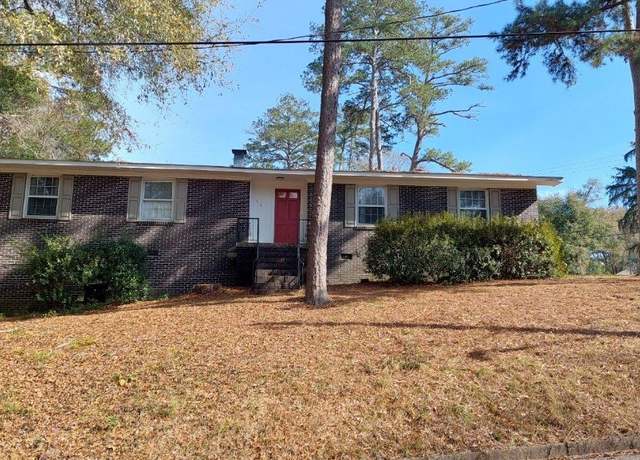 Property at 114 Dogwood Cir, Ozark, AL 36360, 3 beds, 2.5 baths
