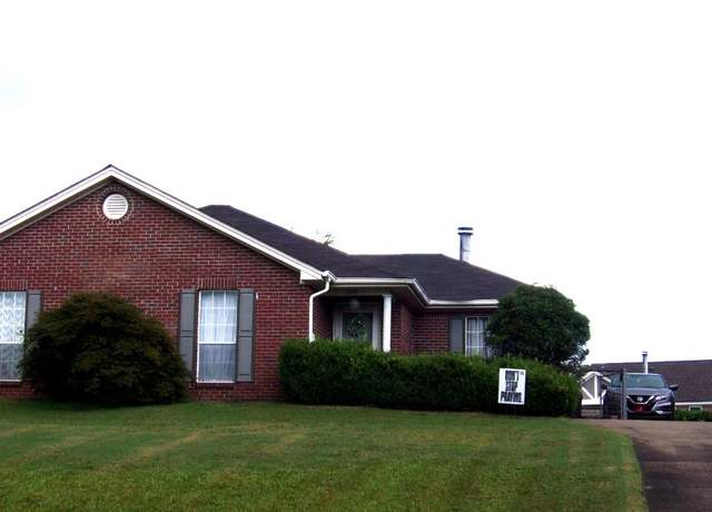 Property at 279 Payson Rd, Deatsville, AL 36022, 4 beds, 2 baths