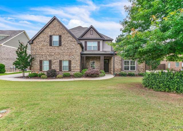 Property at 114 Weston St, Prattville, AL 36066, 5 beds, 3.5 baths