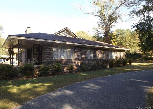 Property at 1373 County Road 39 Rd, Deatsville, AL 36022, 3 beds, 2 baths