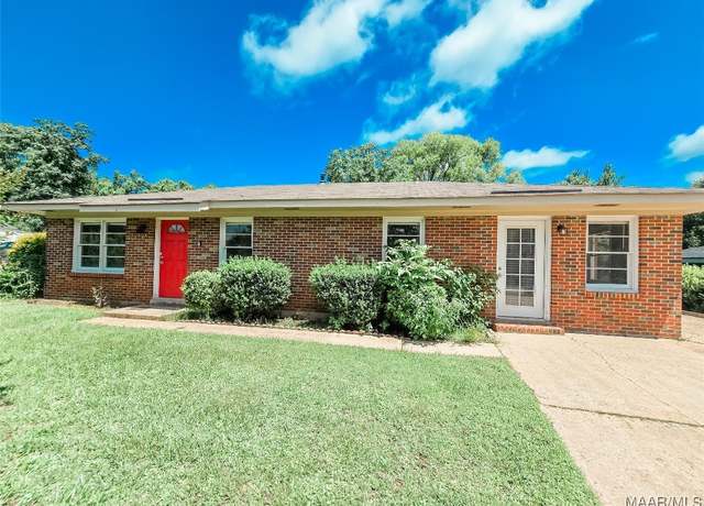 Property at 1001 Gipson St, Prattville, AL 36066, 3 beds, 1 bath