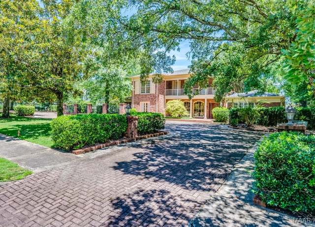 Property at 2722 Lansdowne Dr, Montgomery, AL 36111, 4 beds, 4 baths