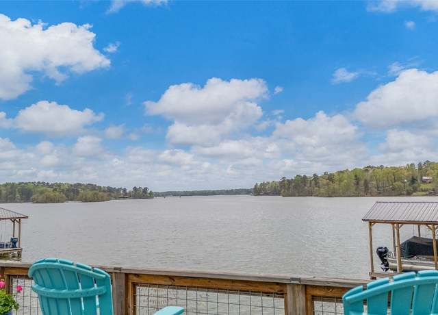 Property at 379 Holiday Dr, Titus, AL 36080, 3 beds, 2 baths