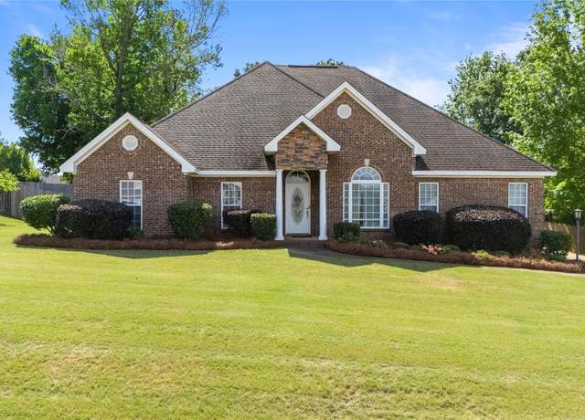 Property at 329 Stonegate Trl, Wetumpka, AL 36093, 4 beds, 2.5 baths