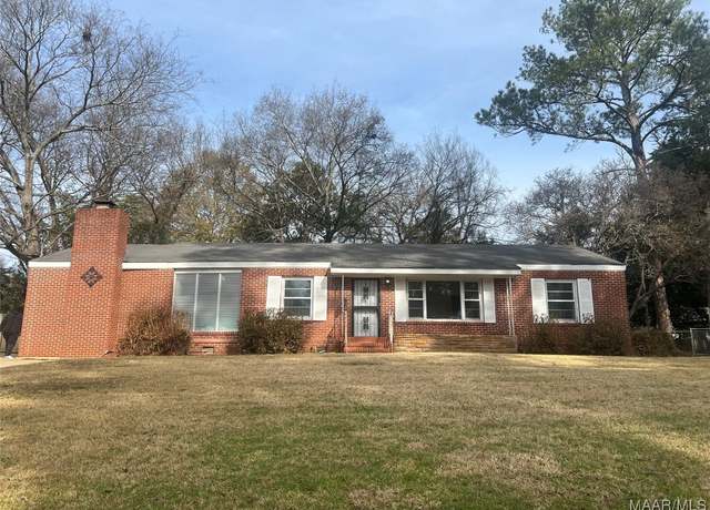 Property at 3723 Ware Ct, Montgomery, AL 36109, 3 beds, 2 baths