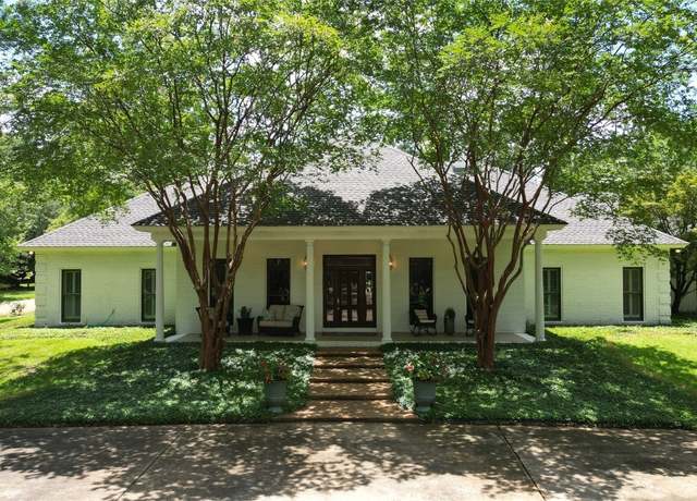 Property at 1025 Merrywood Dr, Pike Road, AL 36064, 4 beds, 4 baths