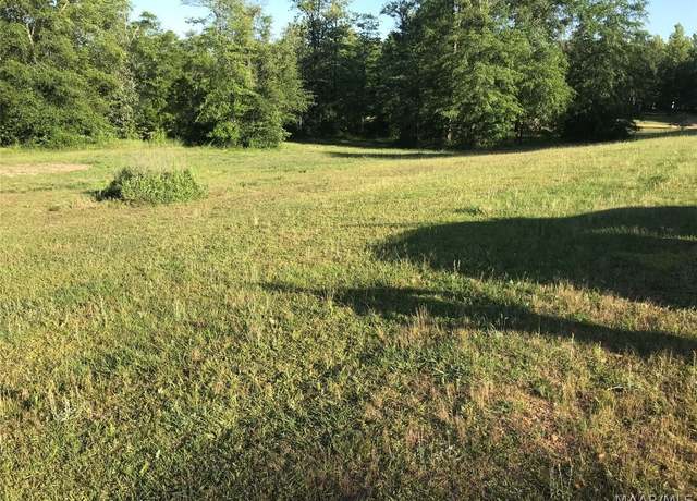 Property at 118 Fox Run, Deatsville, AL 36022