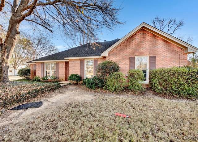Property at 408 Red Oak Ct, Montgomery, AL 36117, 4 beds, 2 baths