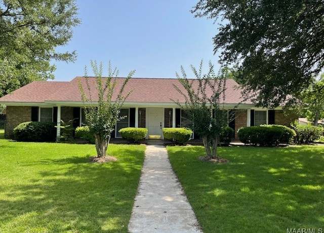 Property at 2300 Wentworth Dr, Montgomery, AL 36106, 4 beds, 2 baths