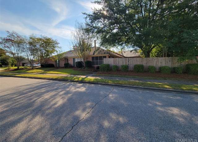Property at 1505 Prairie Ln, Montgomery, AL 36117, 3 beds, 2 baths