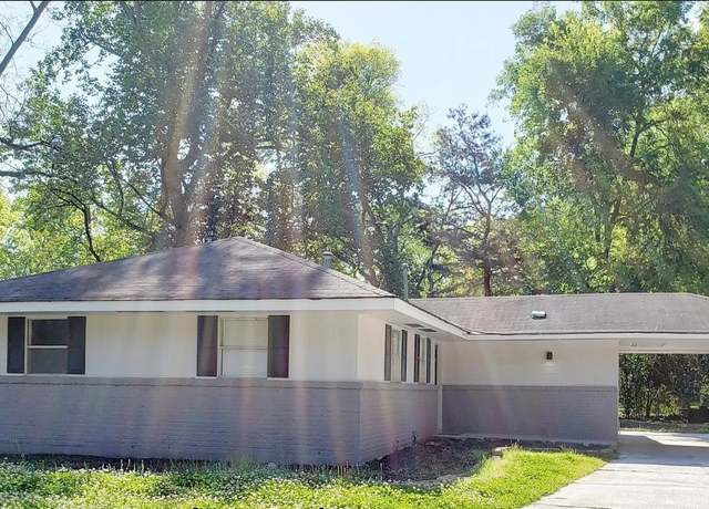 Property at 1822 Grove Hill Ln, Montgomery, AL 36106, 4 beds, 2 baths