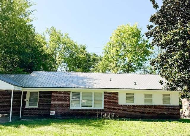 Property at 1246 E Audubon Rd, Montgomery, AL 36111, 3 beds, 1 bath