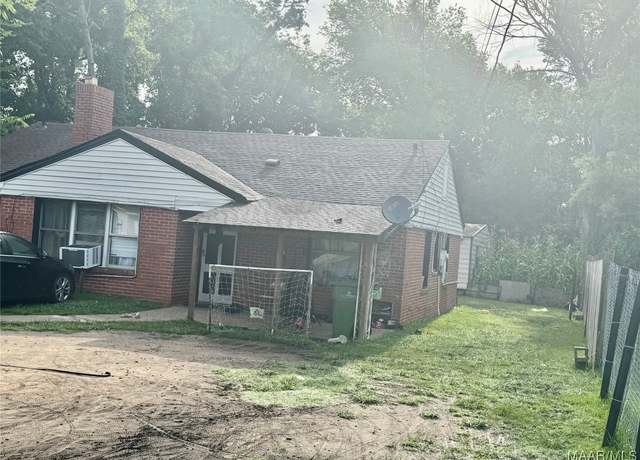 Property at 3827 Maclamar Rd, Montgomery, AL 36111, 3 beds, 1.5 baths