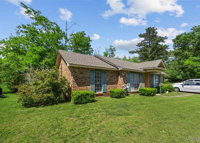 Property at 4223 Delfern Dr, Montgomery, AL 36116, 3 beds, 2 baths