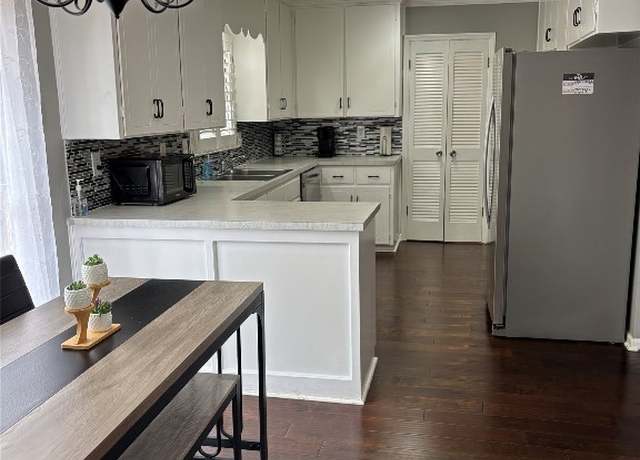 Property at 3255 Lancaster Ln, Montgomery, AL 36106, 4 beds, 2 baths