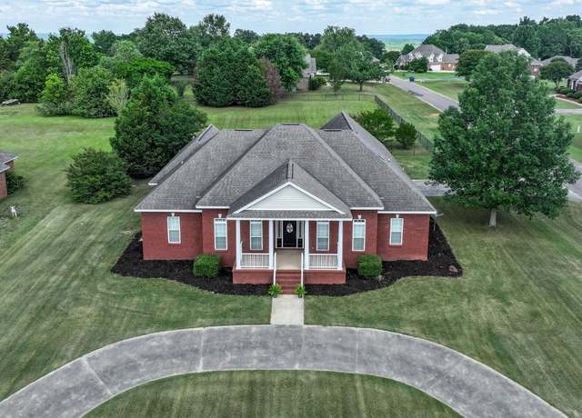 Property at 65 Copper Ridge Ct, Deatsville, AL 36022, 4 beds, 3 baths