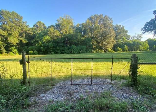 Property at 3126 Rabbit Rd, Montgomery, AL 36108