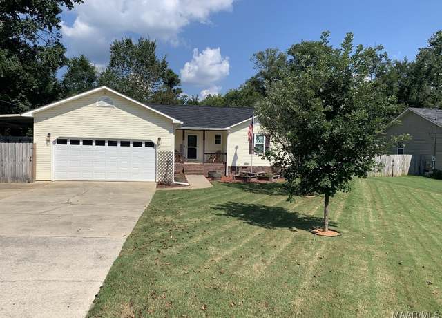 Property at 807 5th Ave NE, Jacksonville, AL 36265, 3 beds, 2 baths