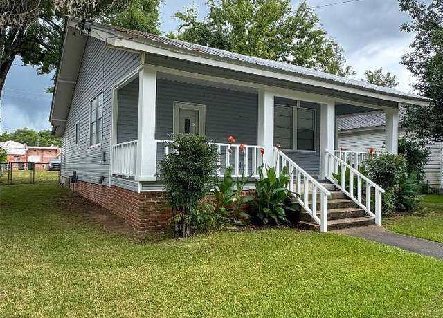 Property at 112 Freeman Ave, Tallassee, AL 36078, 3 beds, 1 bath