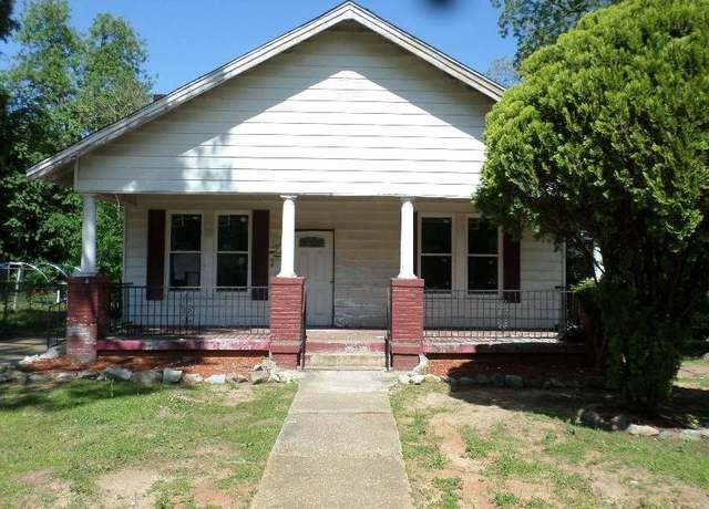 Property at 441 Buford St, Montgomery, AL 36107, 3 beds, 2 baths