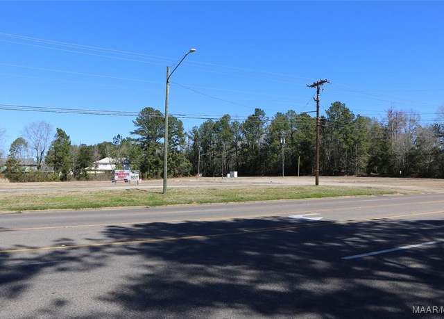 Property at 1909A W Highland Ave, Selma, AL 36701