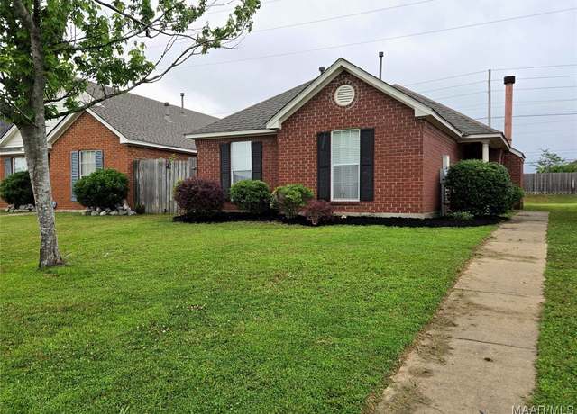 Property at 1207 Stafford Dr, Montgomery, AL 36117, 3 beds, 2 baths