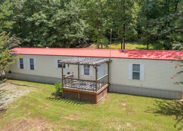 Property at 40 County Road 31 Rd, Titus, AL 36080, 3 beds, 2 baths