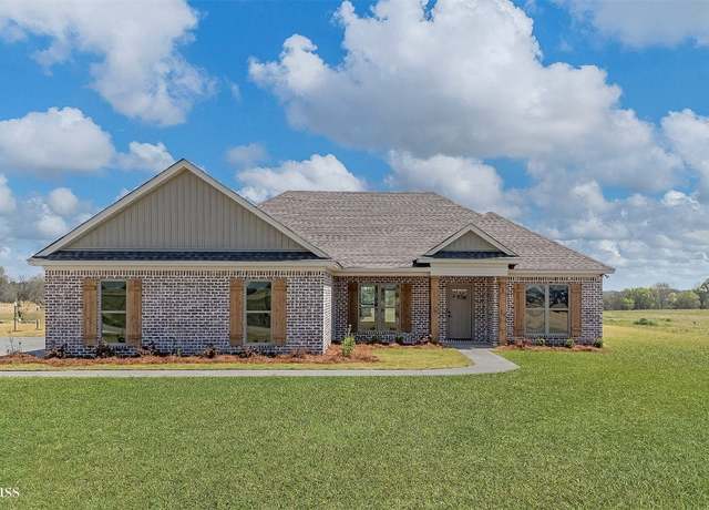 Property at 621 Atkin Hill Rd, Wetumpka, AL 36092, 3 beds, 2 baths