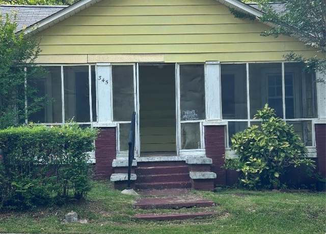 Property at 345 Byrd St, Auburn, AL 36832, 3 beds, 1 bath