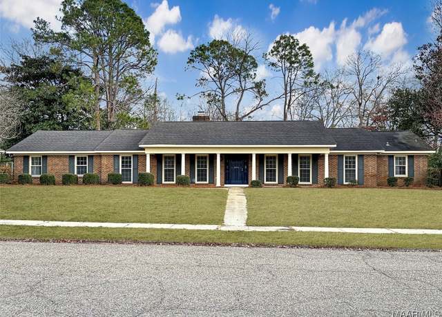 Property at 2533 Hermitage Dr, Montgomery, AL 36111, 4 beds, 2.5 baths