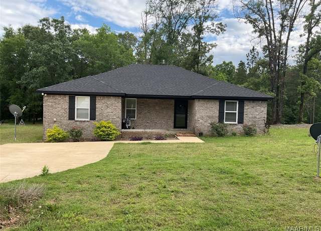 Property at 215 Indian Ln, Tallassee, AL 36078, 3 beds, 2 baths