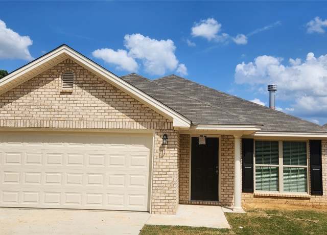 Property at 142 Colonial Plaza St, Millbrook, AL 36054, 3 beds, 2 baths