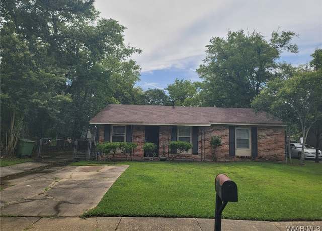 Property at 5118 Greensboro Dr, Montgomery, AL 36108, 3 beds, 1 bath