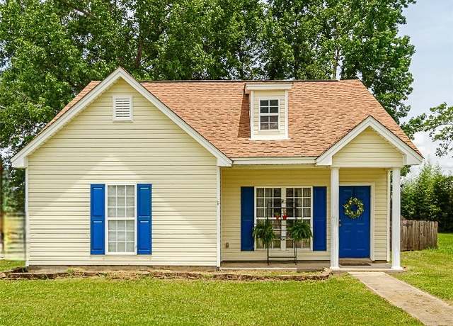 Property at 1018 Austin St, Wetumpka, AL 36092, 3 beds, 2 baths