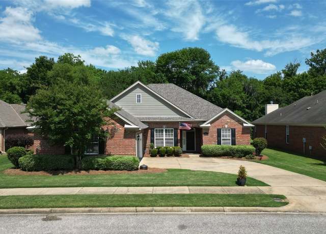 Property at 3413 Crestwood Ln, Montgomery, AL 36116, 4 beds, 2 baths