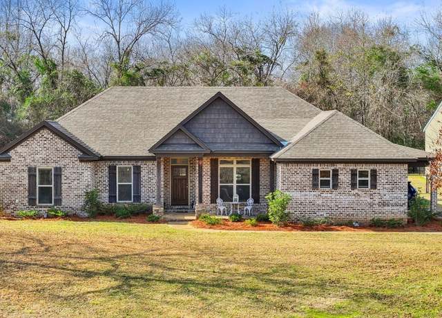 Property at 855 County Road 165 Rd, Prattville, AL 36067, 4 beds, 3 baths