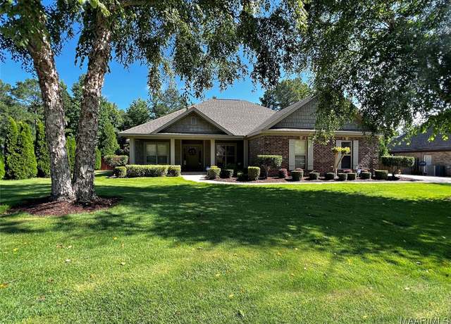 Property at 309 Southern Hills Dr, Wetumpka, AL 36093, 4 beds, 2 baths