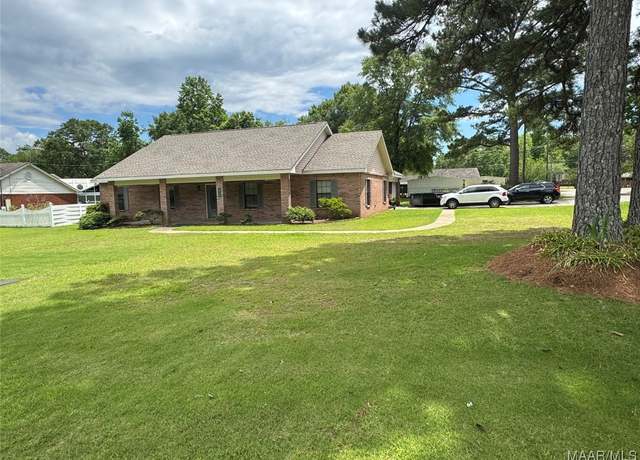 Property at 4030 Willowbrook Dr, Millbrook, AL 36054, 4 beds, 2 baths