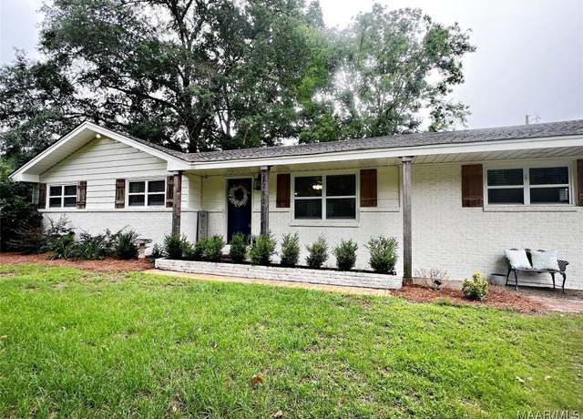 Property at 1752 Rifle Range Rd, Wetumpka, AL 36093, 3 beds, 2 baths