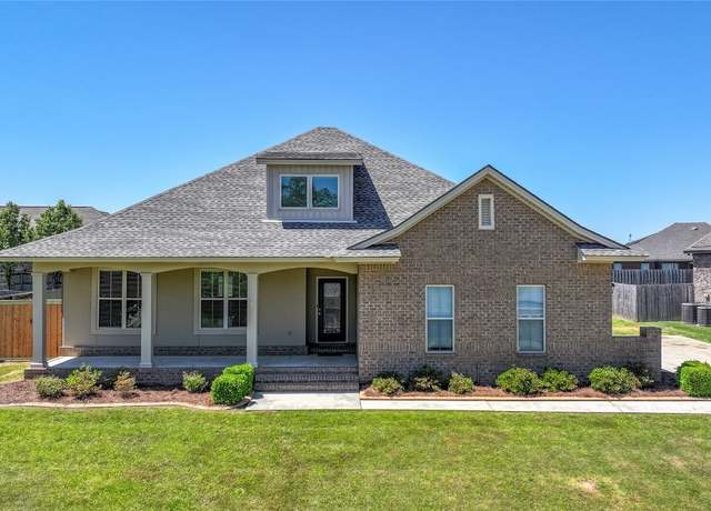 Property at 529 Weatherby Trl, Prattville, AL 36067, 4 beds, 3 baths