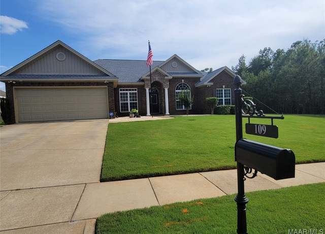 Property at 109 Coleman Dr, Prattville, AL 36067, 4 beds, 2 baths