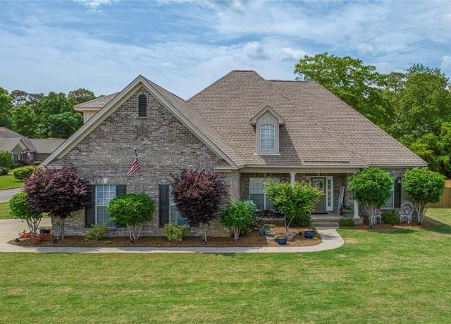 Property at 17 Ashland Xing, Deatsville, AL 36022, 4 beds, 3 baths