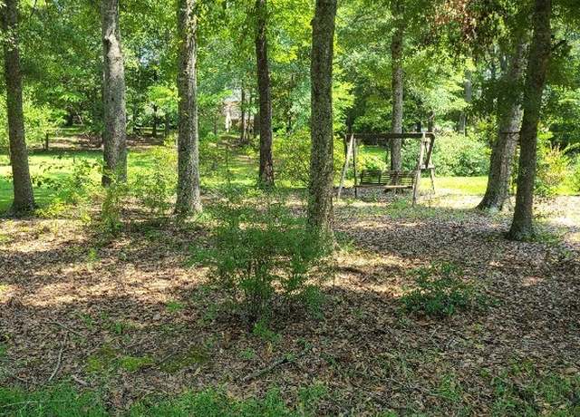 Property at 450 3rd St, Thorsby, AL 35171